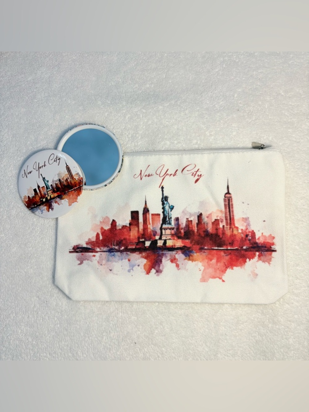 NEW Cosmetics Makeup Bag Mirror New York City skyline Statue of Liberty zipper